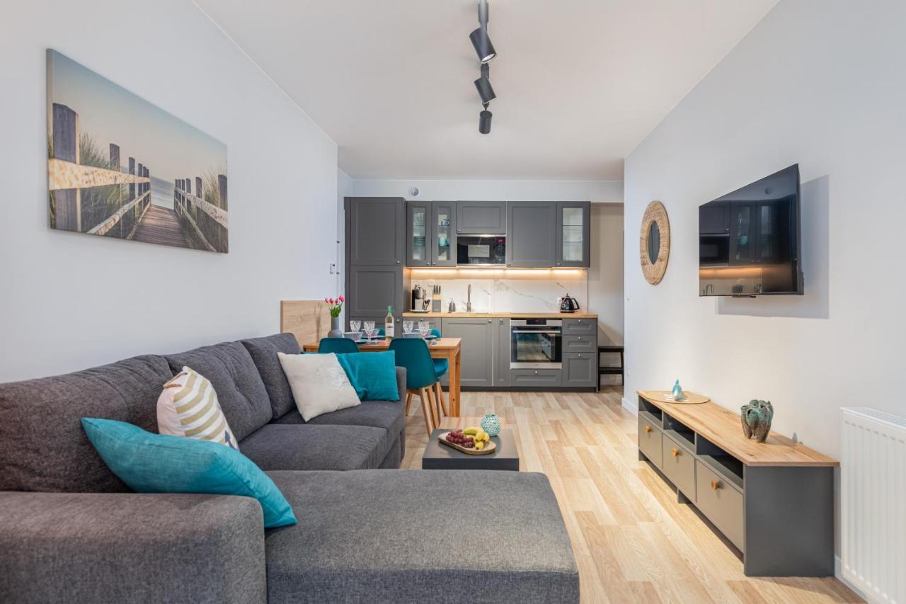 Two-bedroom By Renters Apartment *