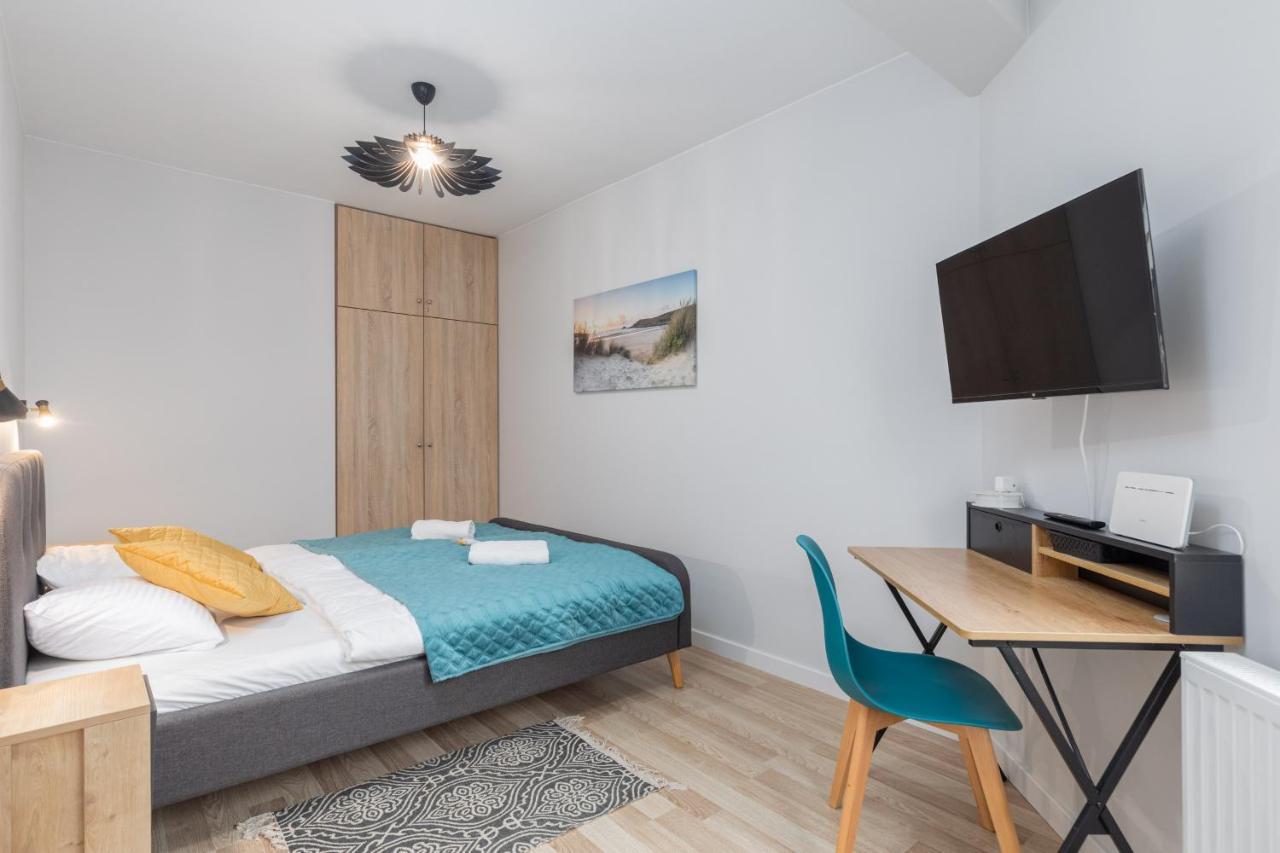 Two-bedroom By Renters Apartment *